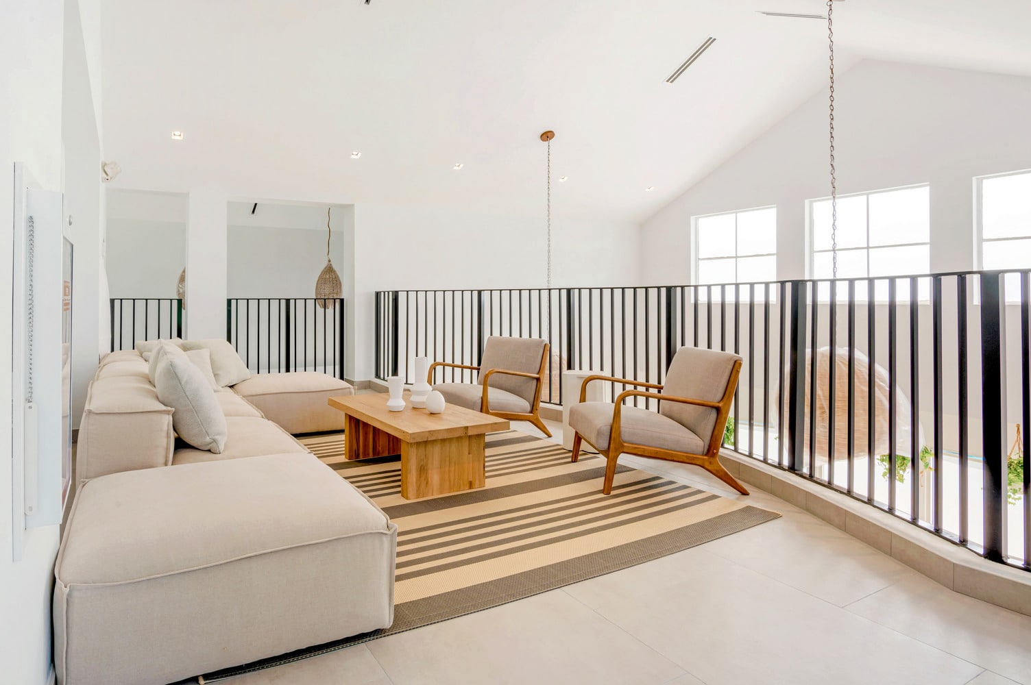 Sheridan Ocean Club Apartments Reviews | Apartments in Dania Beach